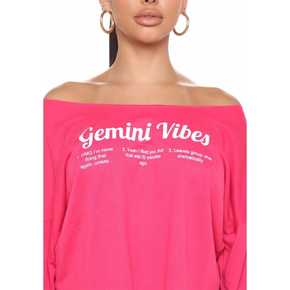 Fashion Nova ✦ Gemini Vibes Off‑Shoulder Top ✦ Fuchsia Pink Zodiac Graphic S NWT - Picture 3 of 4